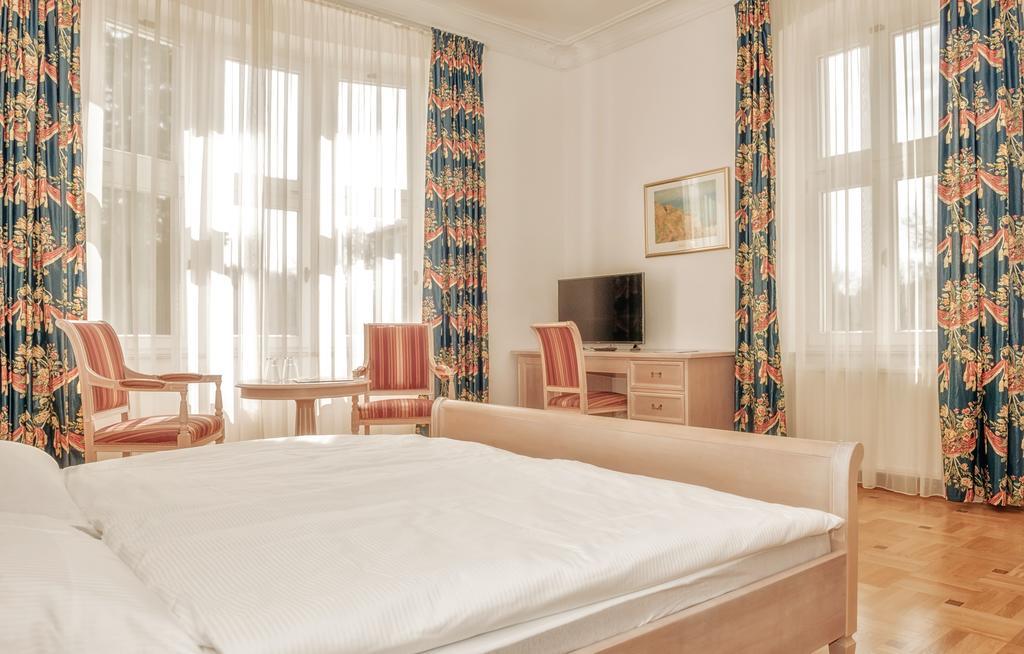 Augustenhof Hotel 3*