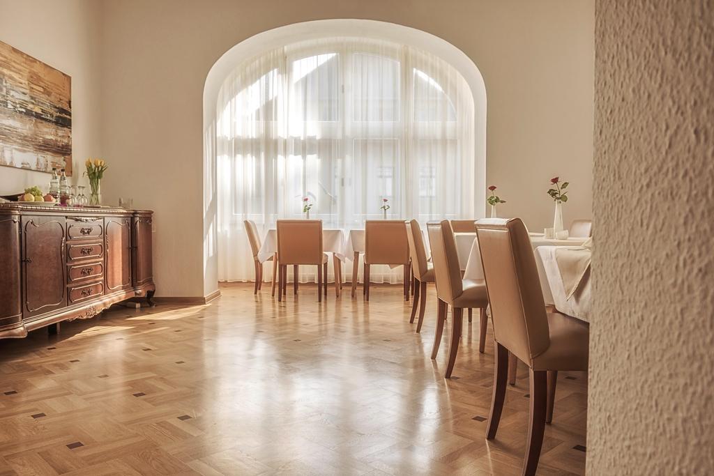 Augustenhof Hotel 3*